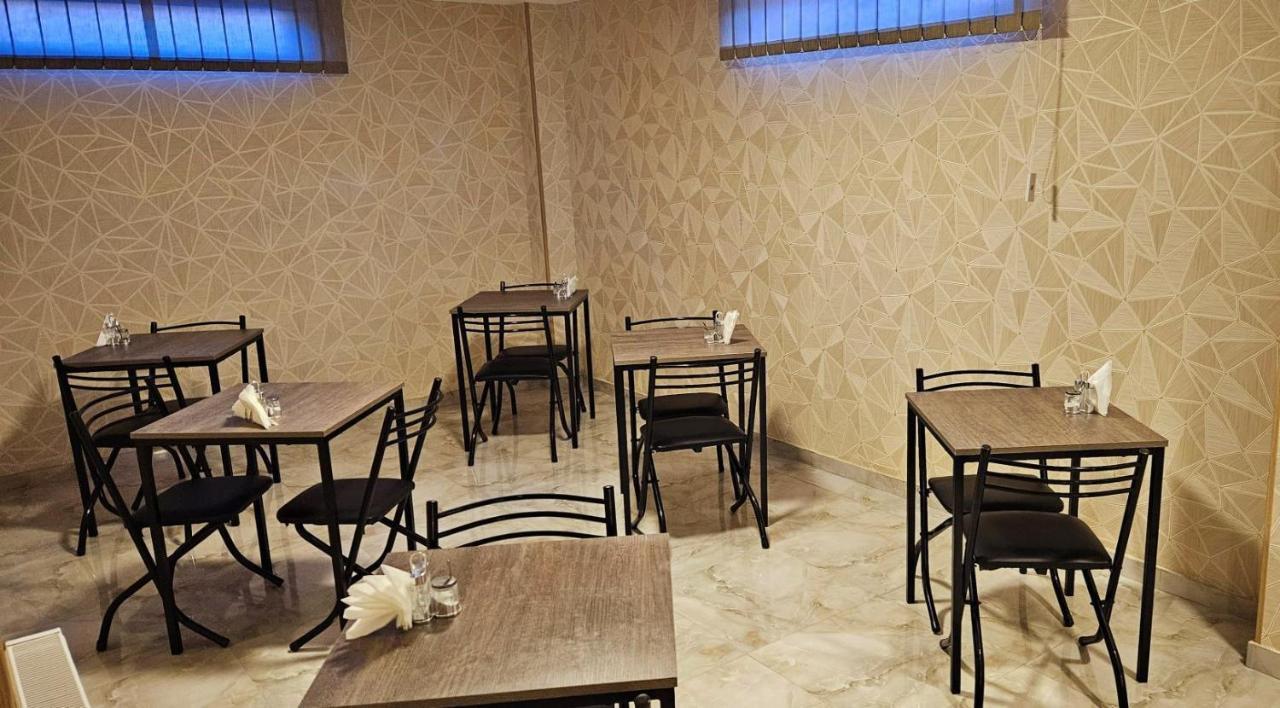 Sierra Hotel ティビリシ エクステリア 写真