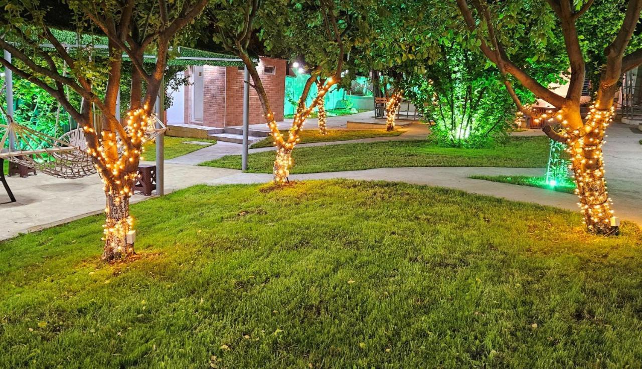 Sierra Hotel ティビリシ エクステリア 写真