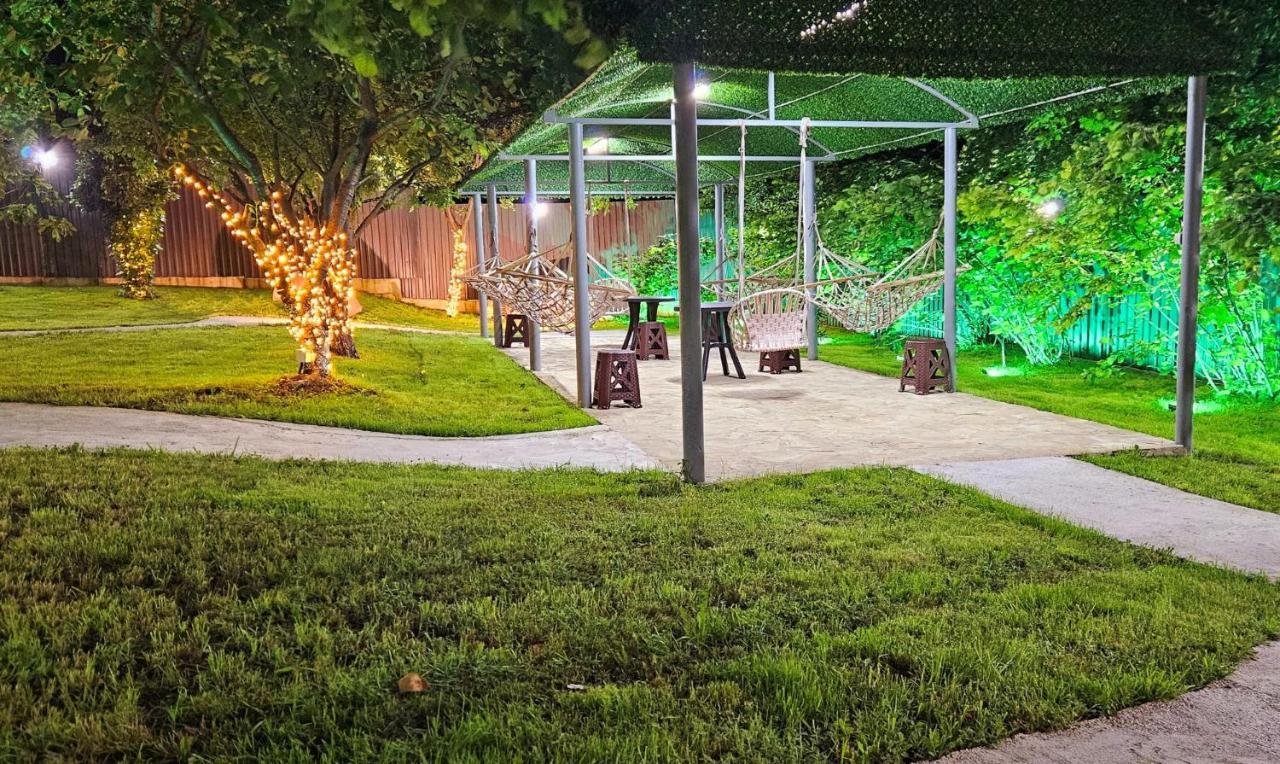 Sierra Hotel ティビリシ エクステリア 写真