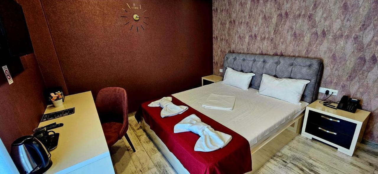 Sierra Hotel ティビリシ エクステリア 写真