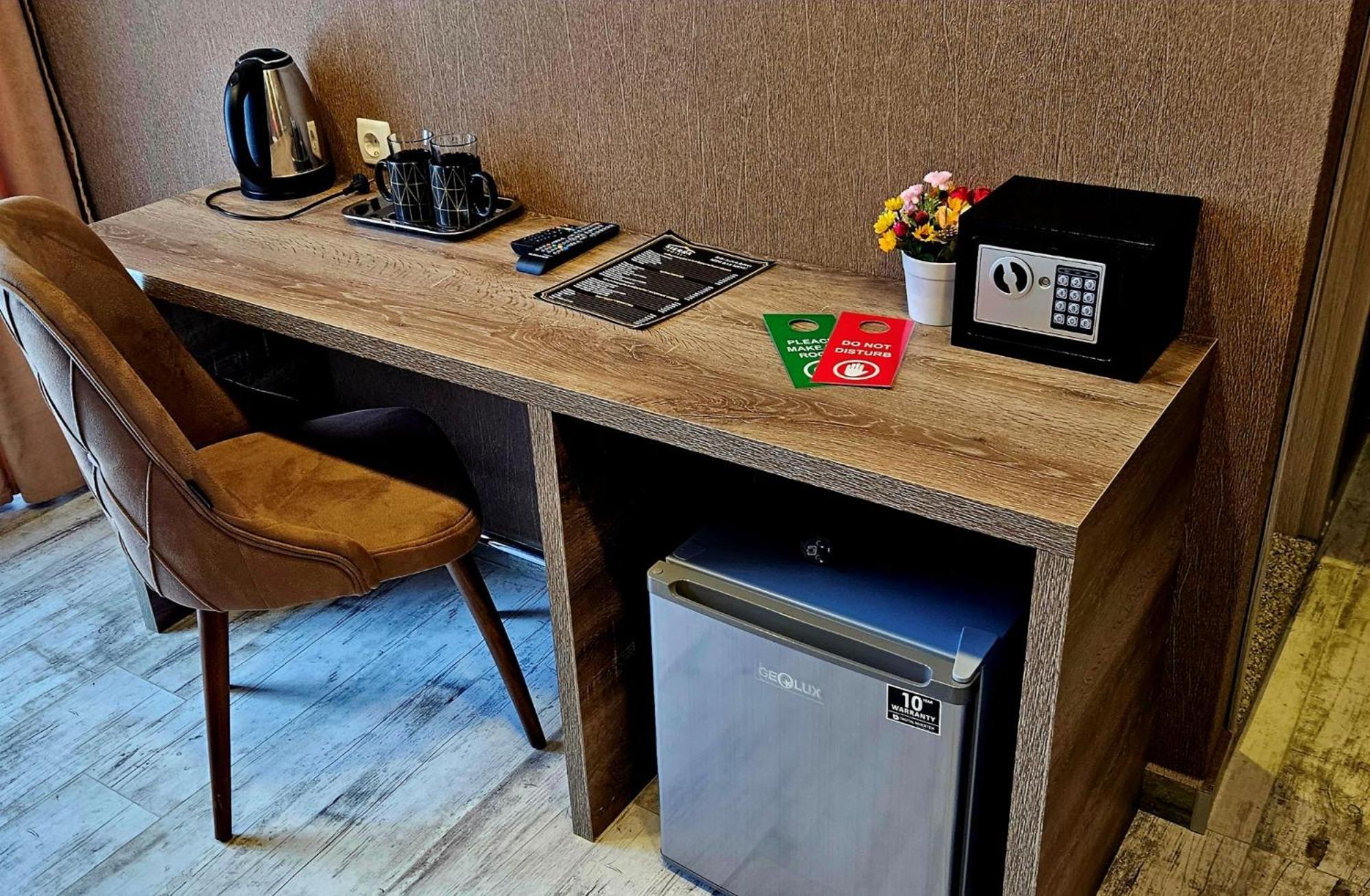 Sierra Hotel ティビリシ エクステリア 写真