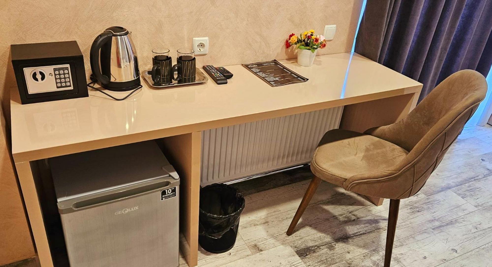 Sierra Hotel ティビリシ エクステリア 写真