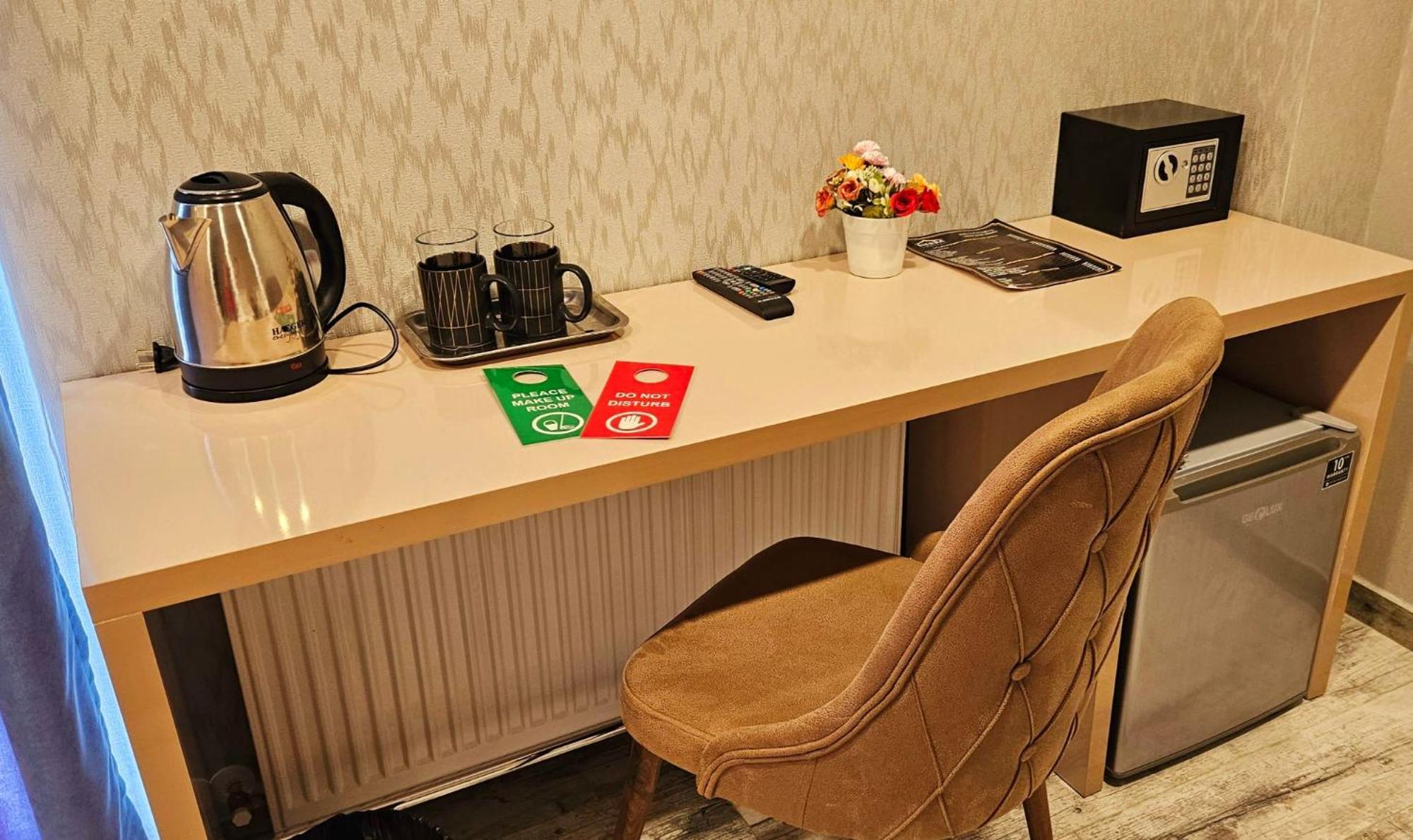 Sierra Hotel ティビリシ エクステリア 写真