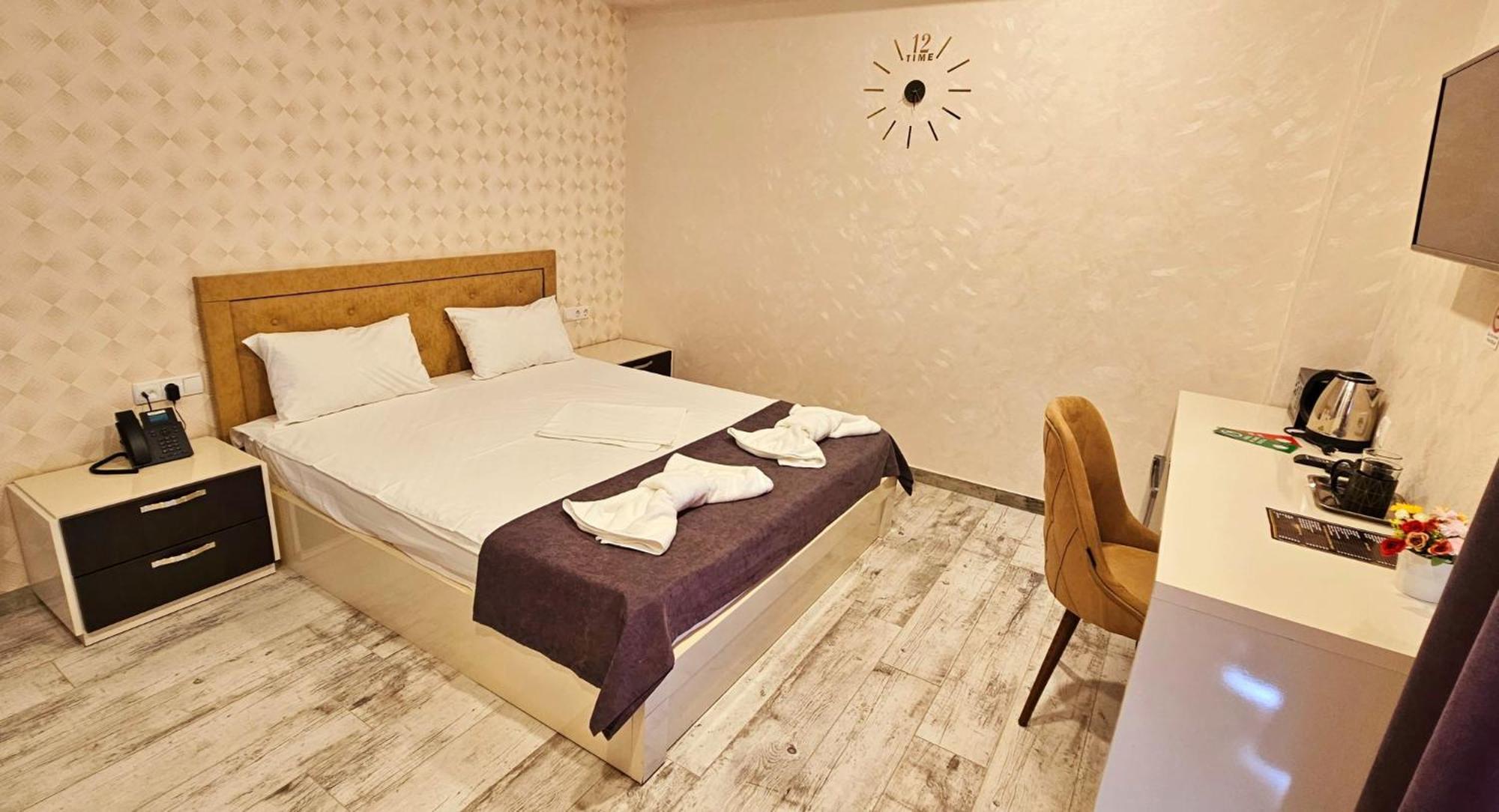 Sierra Hotel ティビリシ エクステリア 写真