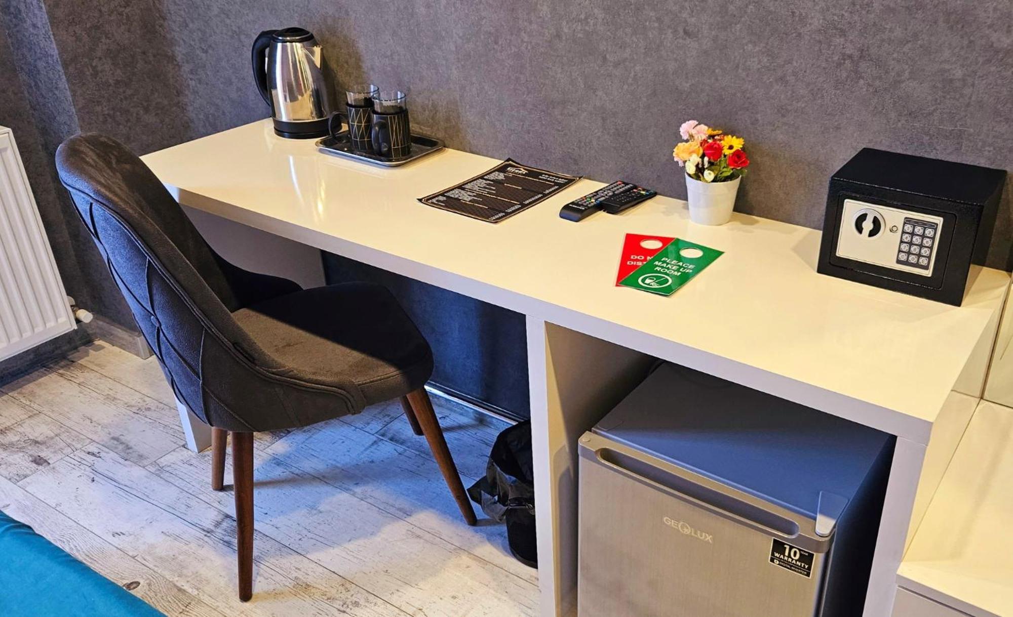 Sierra Hotel ティビリシ エクステリア 写真