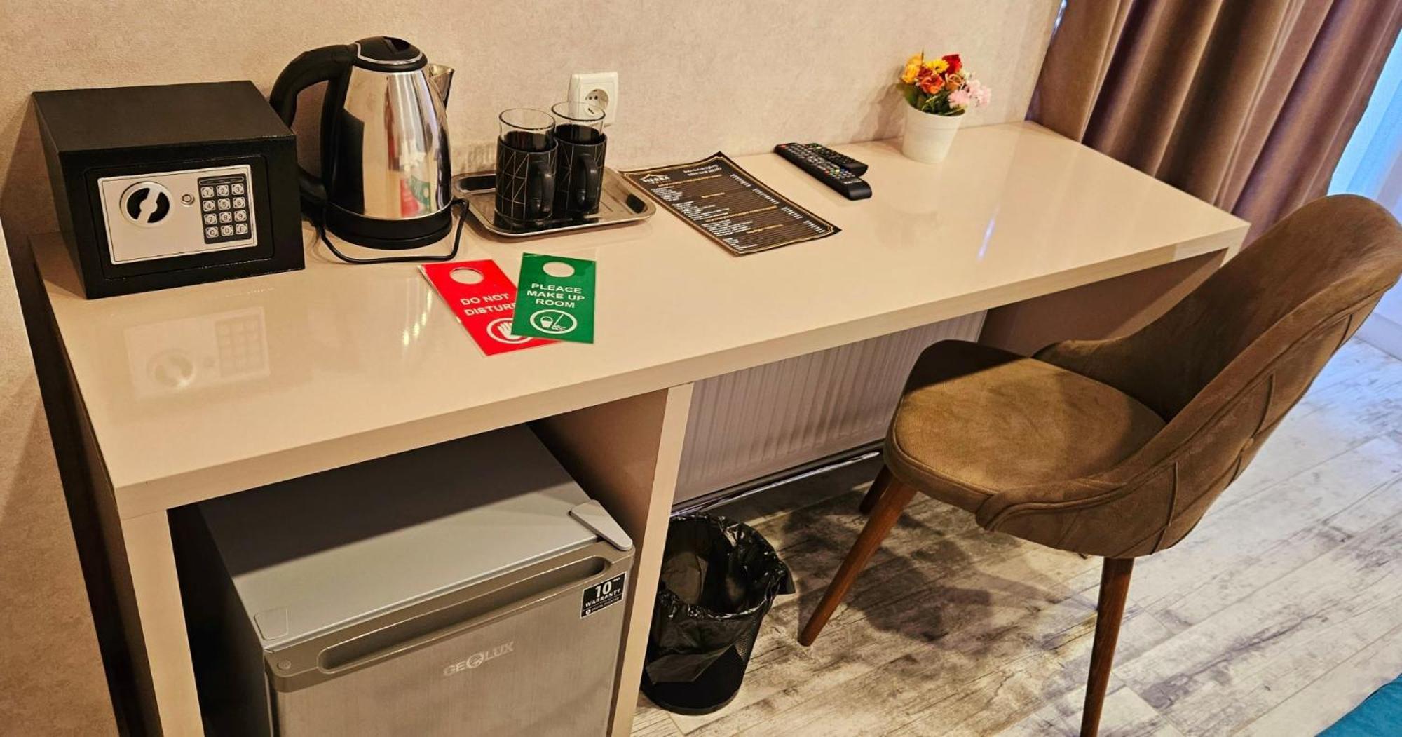 Sierra Hotel ティビリシ エクステリア 写真